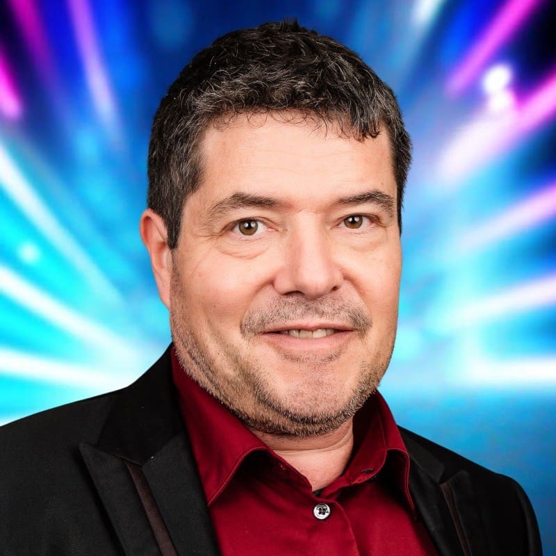 Michael Lee